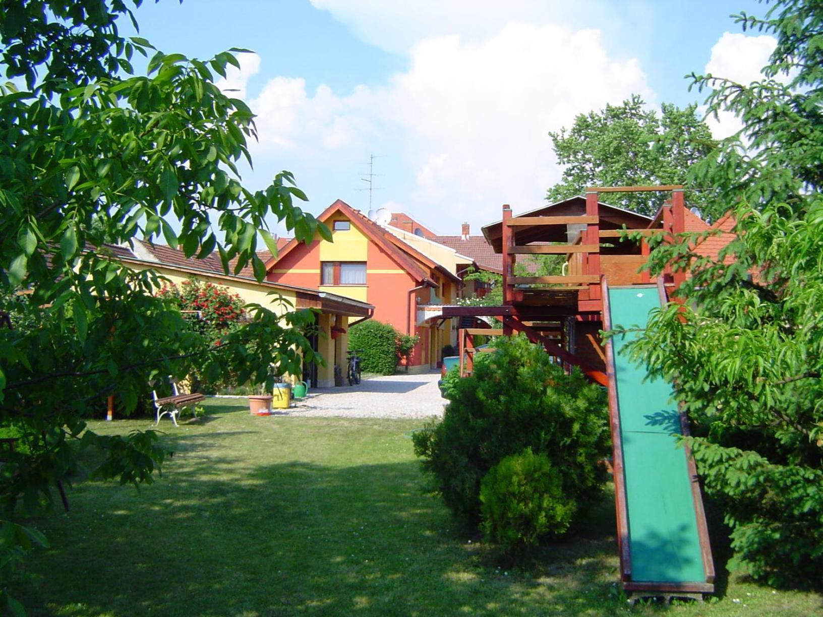 Lunczer Vendeghaz Hotel Mosonmagyarovar Luaran gambar